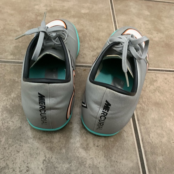 NIKE MERCURIAL VICTORY CR7 Indoor Soccer - Picture 7 of 7